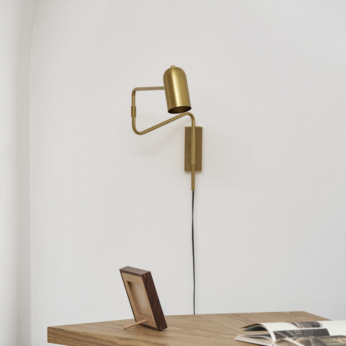 Adjustable Plug In Wall Lamp with Arm-Lighting > Wall Lights-casanuva-casanuva