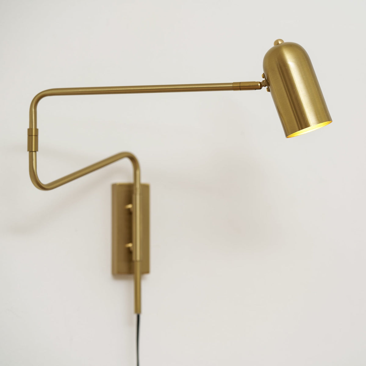 Adjustable Plug In Wall Lamp with Arm-Lighting > Wall Lights-casanuva-casanuva