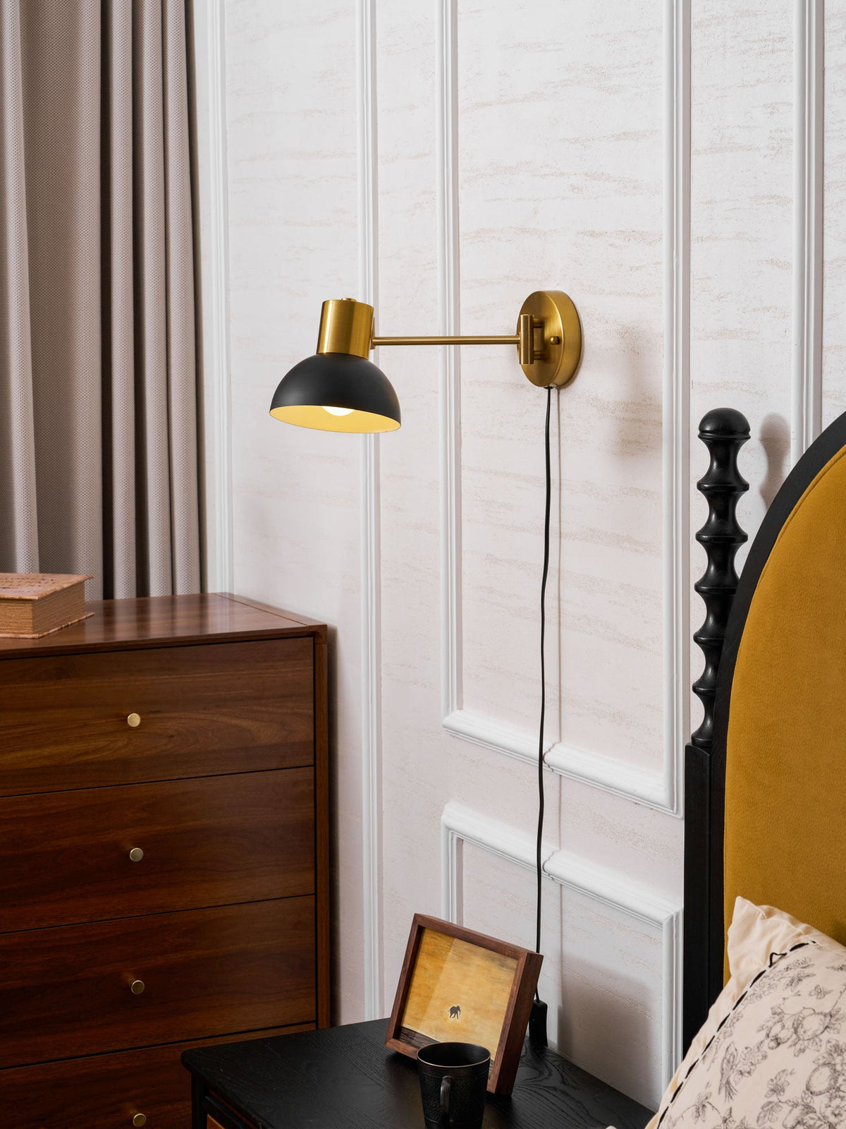 Adjustable Plug In Wall Lamp with Arm-Lighting > Wall Lights-casanuva-casanuva