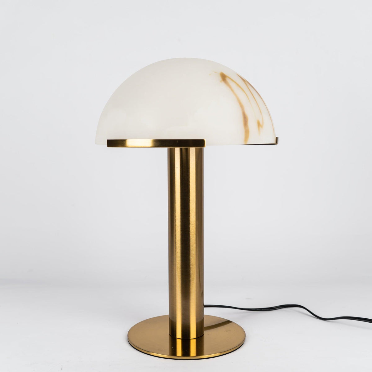 Alabaster Table Lamp with Elegant Design-Lighting > Table Lamps-casanuva-casanuva