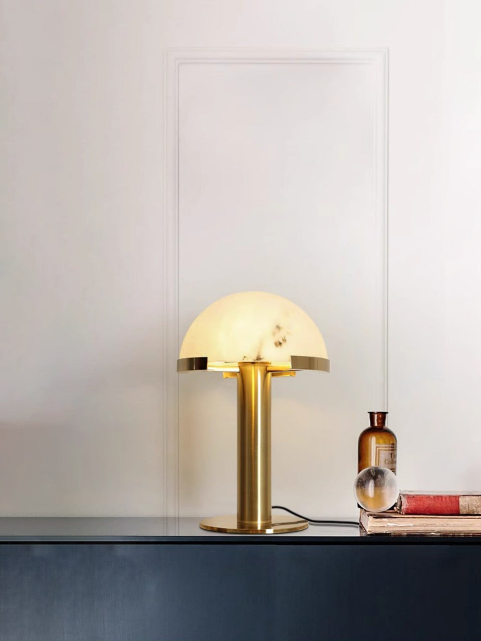 Alabaster Table Lamp with Elegant Design-Lighting > Table Lamps-casanuva-casanuva