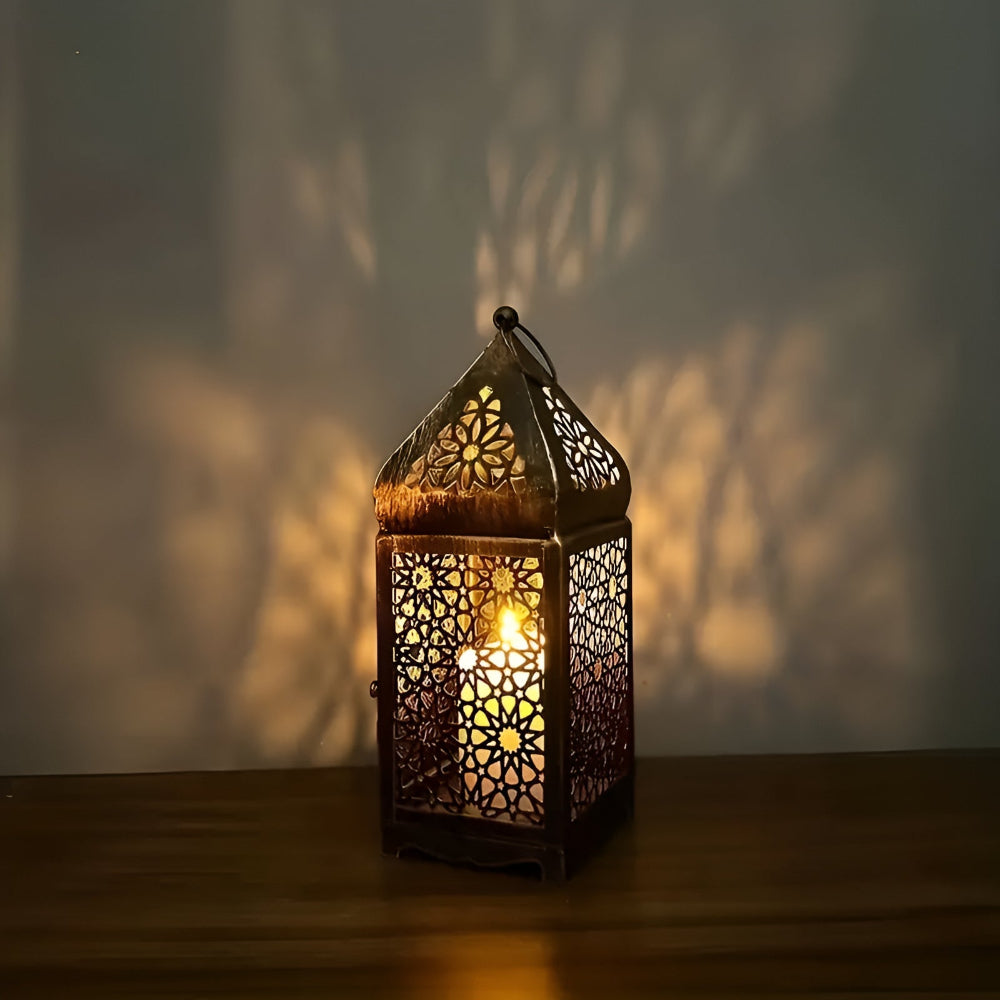Antique Candle Holder with Elegant Design-Home Decor > Candle Holders-casanuva-casanuva