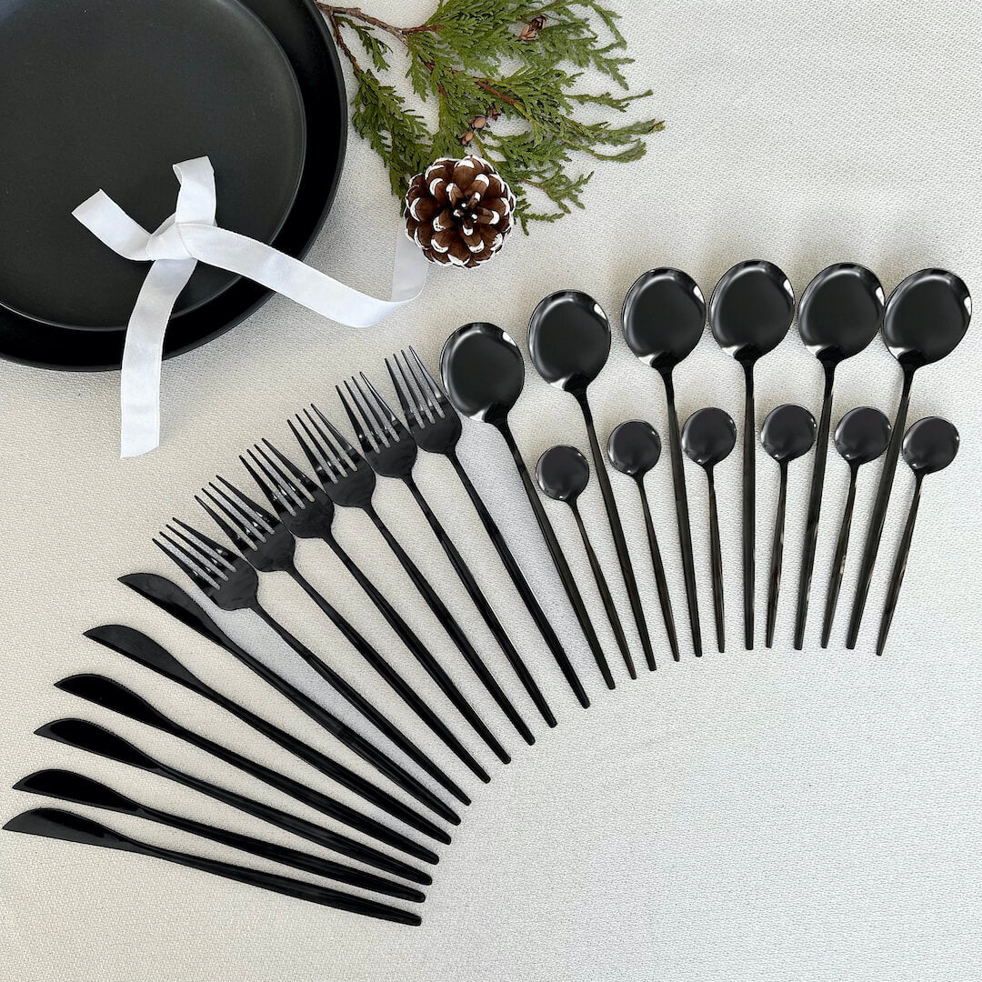 Black Flatware Set 24 Pieces-Kitchen & Dining > Cutlery-casanuva-casanuva