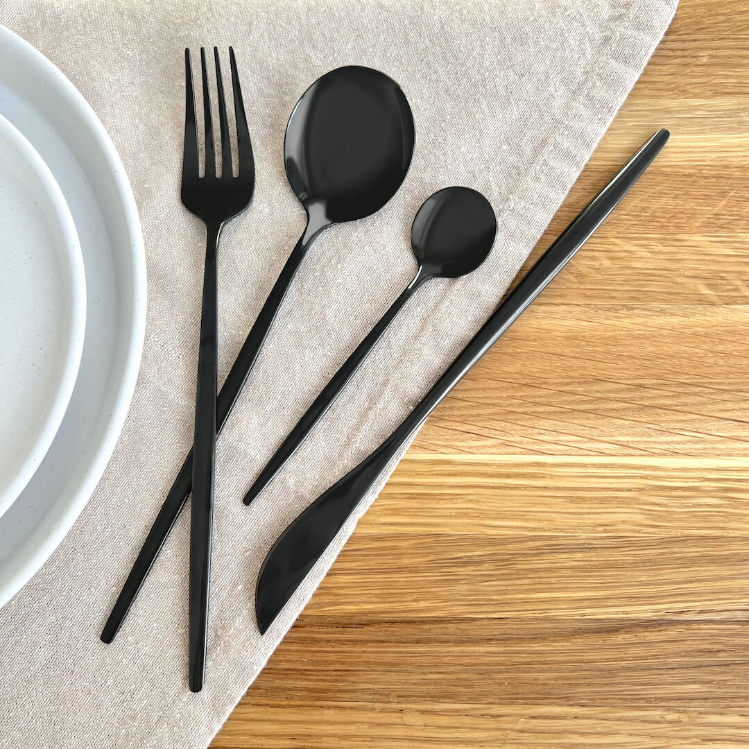 Black Flatware Set 24 Pieces-Kitchen & Dining > Cutlery-casanuva-casanuva