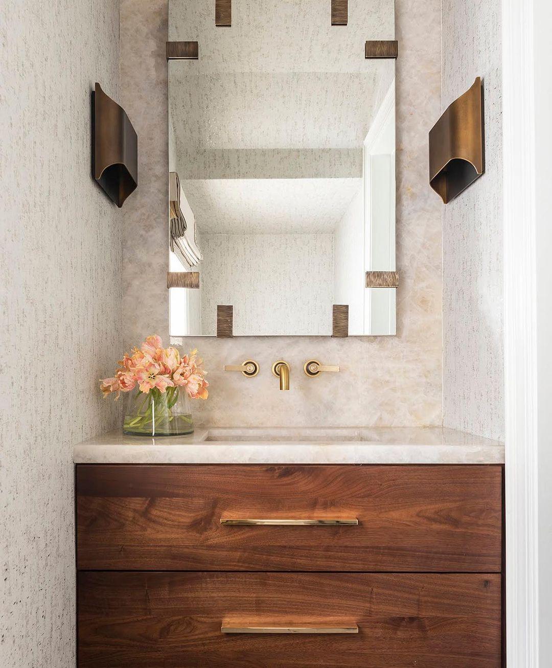 Brass Wall Lamp with Adjustable Arm-Lighting > Wall Lights-casanuva-casanuva