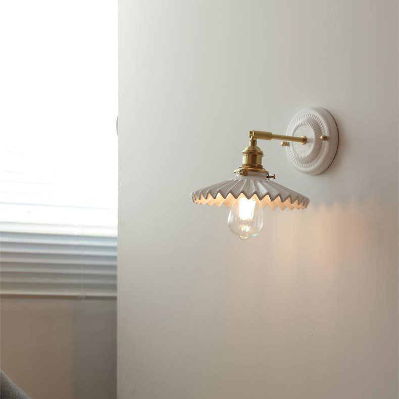 Ceramic and Brass Wall Lamp with Minimalist Design-Lighting > Wall Lights-casanuva-casanuva