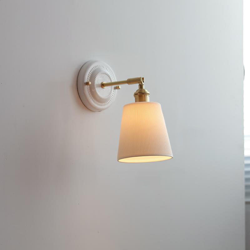 Ceramic and Brass Wall Lamp with Minimalist Design-Lighting > Wall Lights-casanuva-C-110V-120V-casanuva