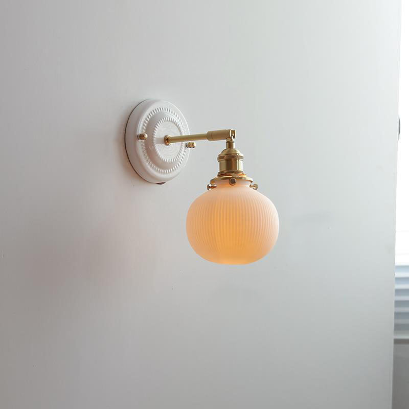 Ceramic and Brass Wall Lamp with Minimalist Design-Lighting > Wall Lights-casanuva-G-110V-120V-casanuva