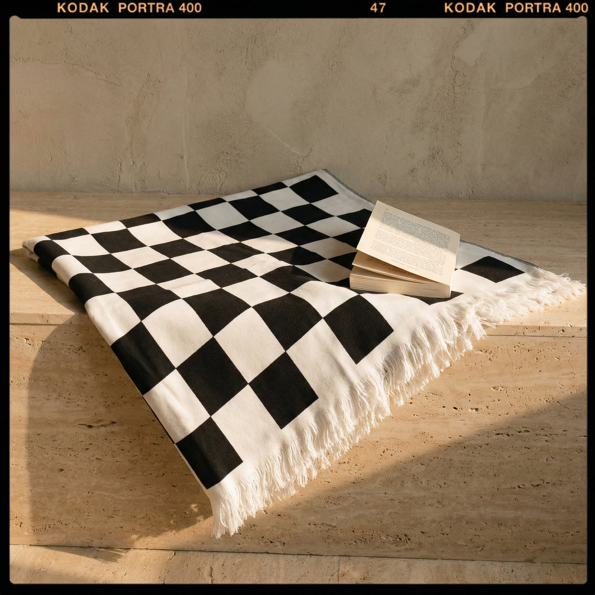 Checked Picnic Blanket 130x180 cm Microfiber with Fringes-Bedding & Bath > Blankets-casanuva-casanuva