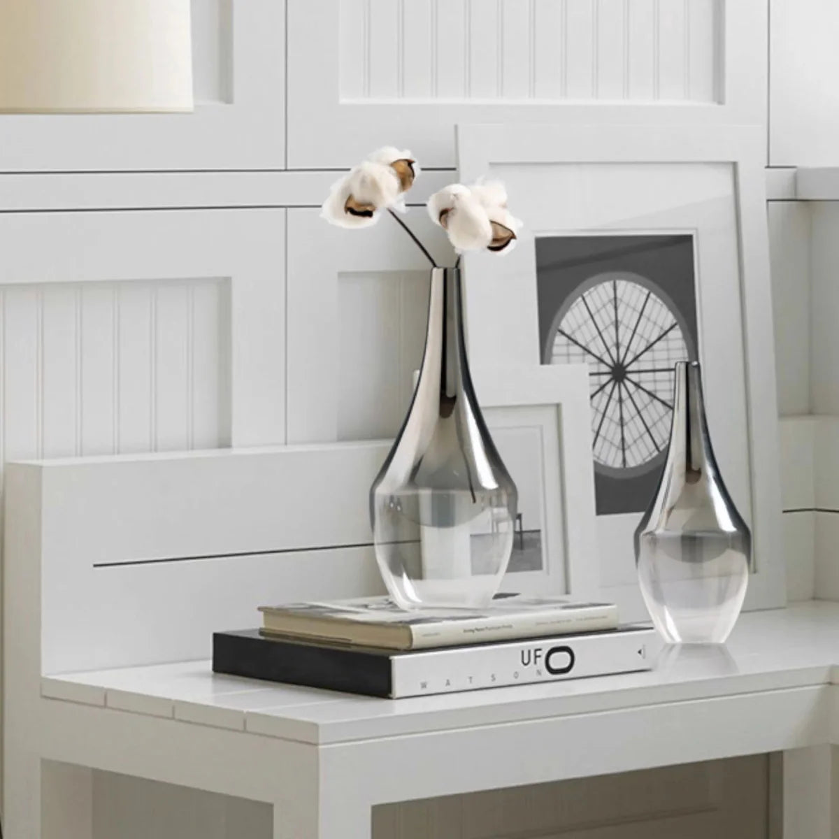 Floral Vase Elegant Design for Contemporary Interiors-Home Decor > Vases-casanuva-casanuva