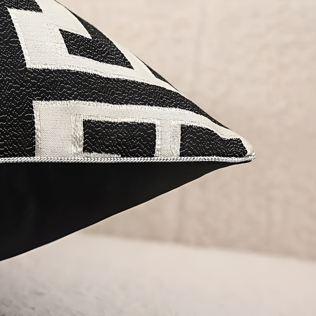 Geometric Jacquard Cushion Cover-Covers & Textiles > Cushion Covers-casanuva-casanuva