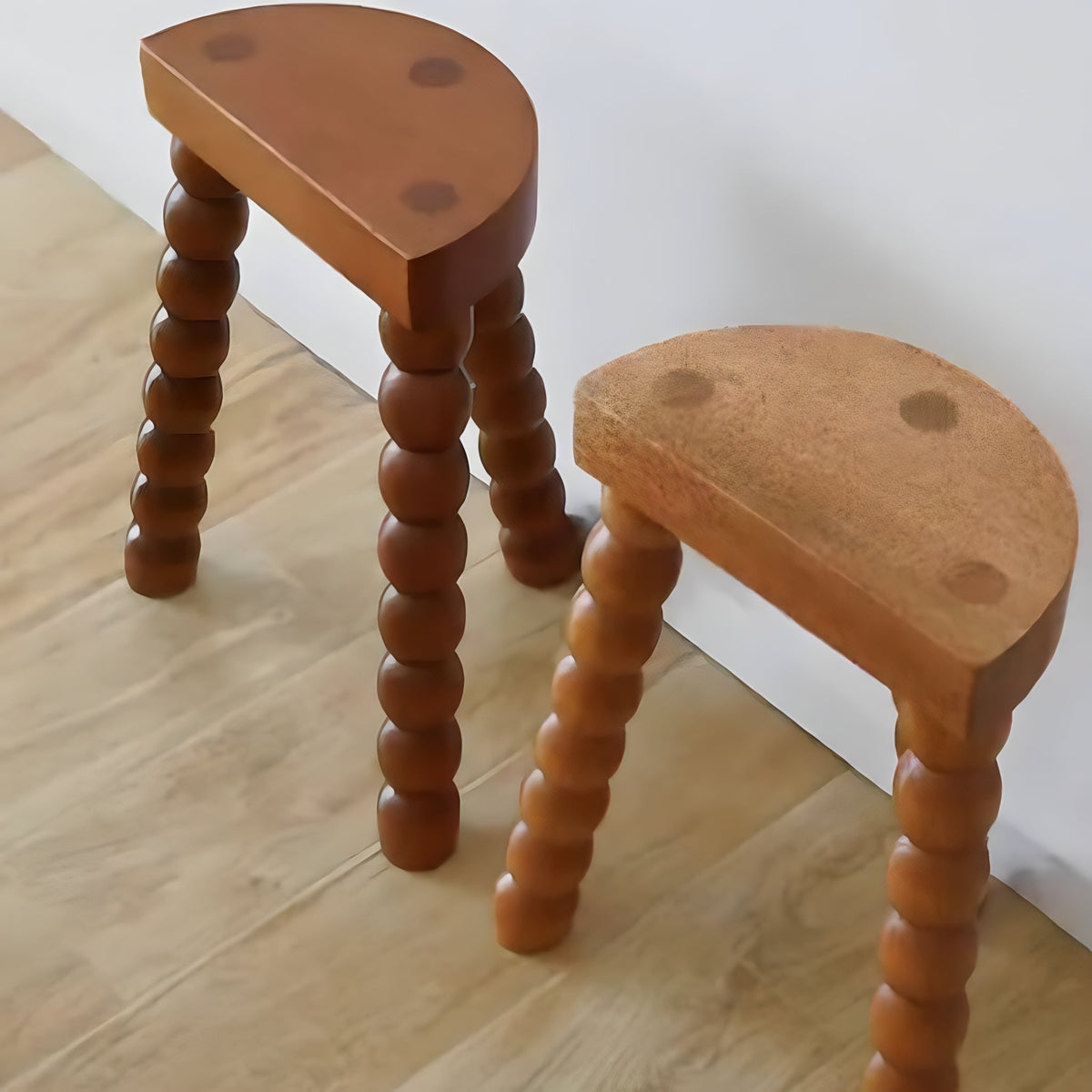 Half Moon Mini Table with Bubble Design-Furniture > Side Tables-casanuva-casanuva