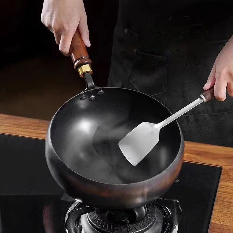Hand-Forged Iron Pan with Wooden Handle and Optional Lid 24cm 28cm-Kitchen & Dining > Cookware-casanuva-casanuva