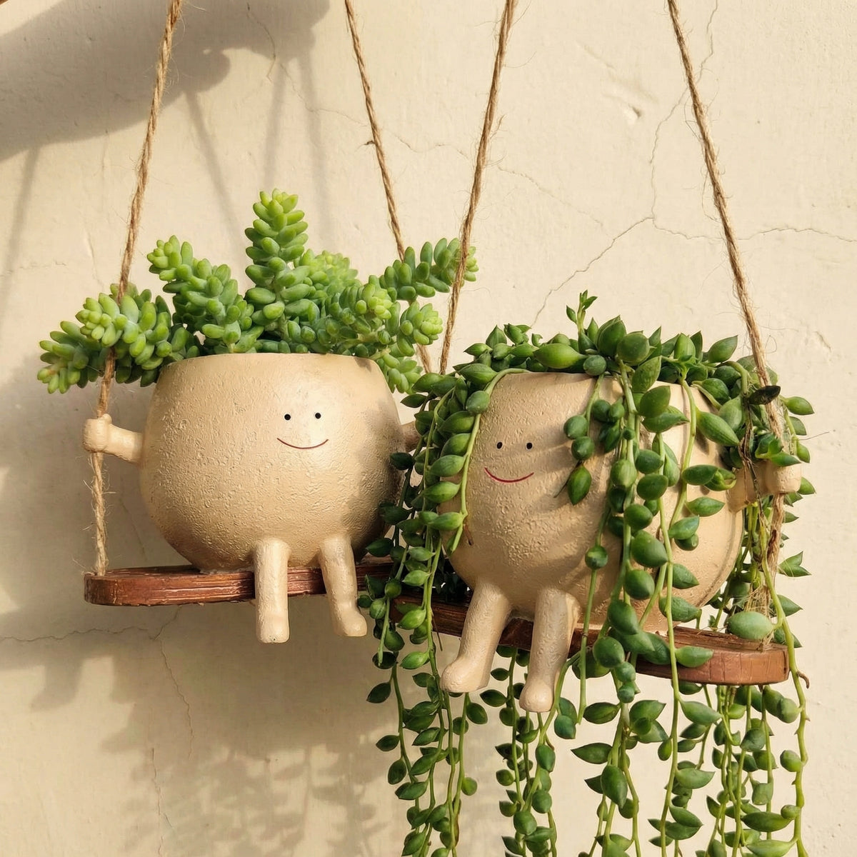 Hanging Resin Smiley Flower Pot for Balcony and Garden-Home Decor > Decorative Accessories-casanuva-casanuva