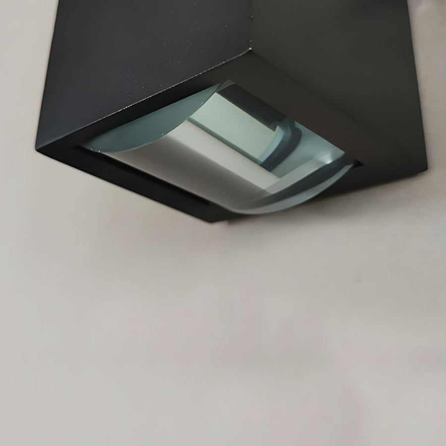 IP65 Black Aluminum LED Outdoor Wall Light-Lighting > Outdoor Lighting-casanuva-casanuva