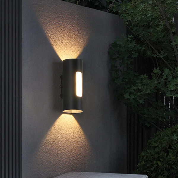 IP65 Black LED Outdoor Wall Light Warm Light-Lighting > Outdoor Lighting-casanuva-casanuva
