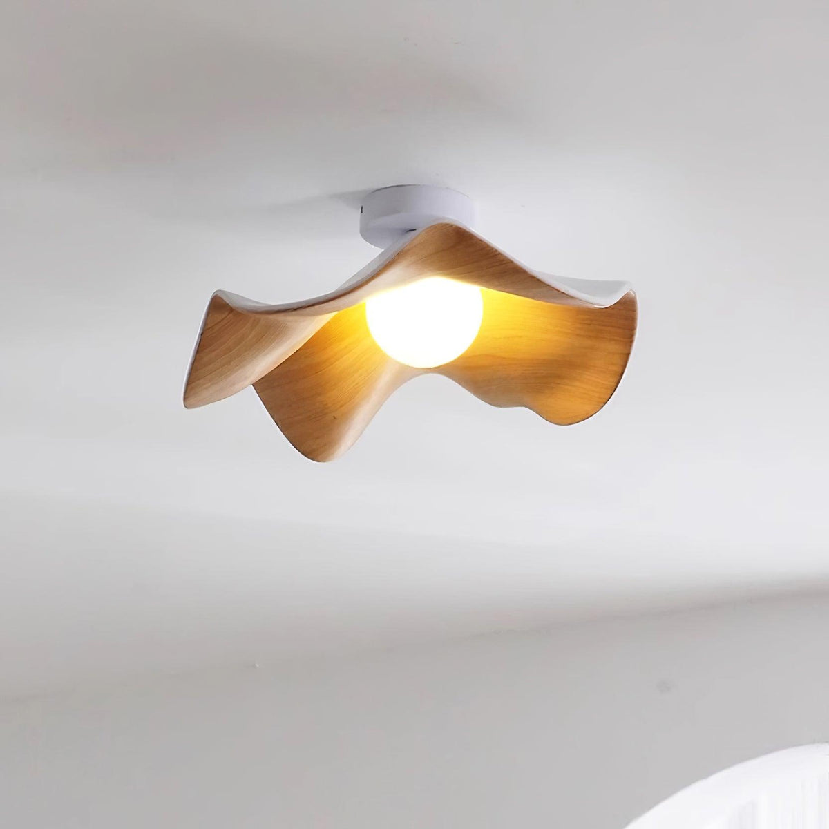 Lotus Leaf Pendant Light with LED Illumination-Lighting > Pendant Lights-casanuva-casanuva