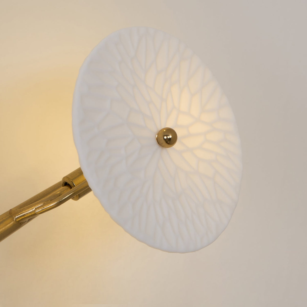 Lotus Petal LED Wall Lamp-Lighting > Wall Lights-casanuva-casanuva