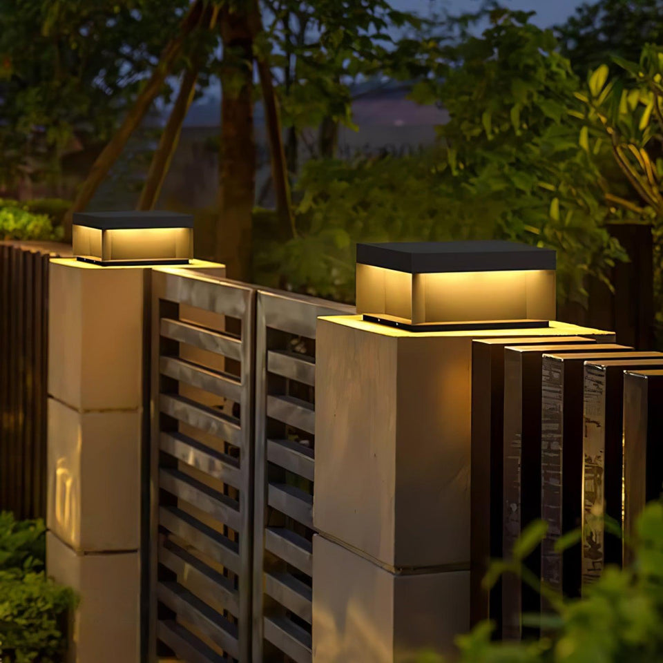 Outdoor Post Light Black Finish-Lighting > Outdoor Lighting-casanuva-casanuva