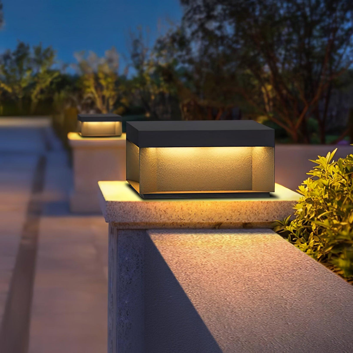 Outdoor Post Light Black Finish-Lighting > Outdoor Lighting-casanuva-casanuva