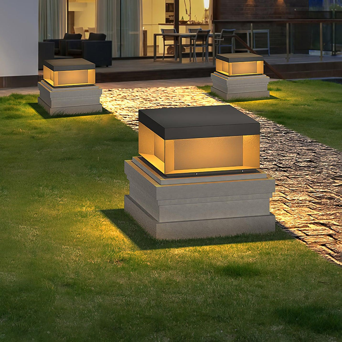 Outdoor Post Light Black Finish-Lighting > Outdoor Lighting-casanuva-casanuva