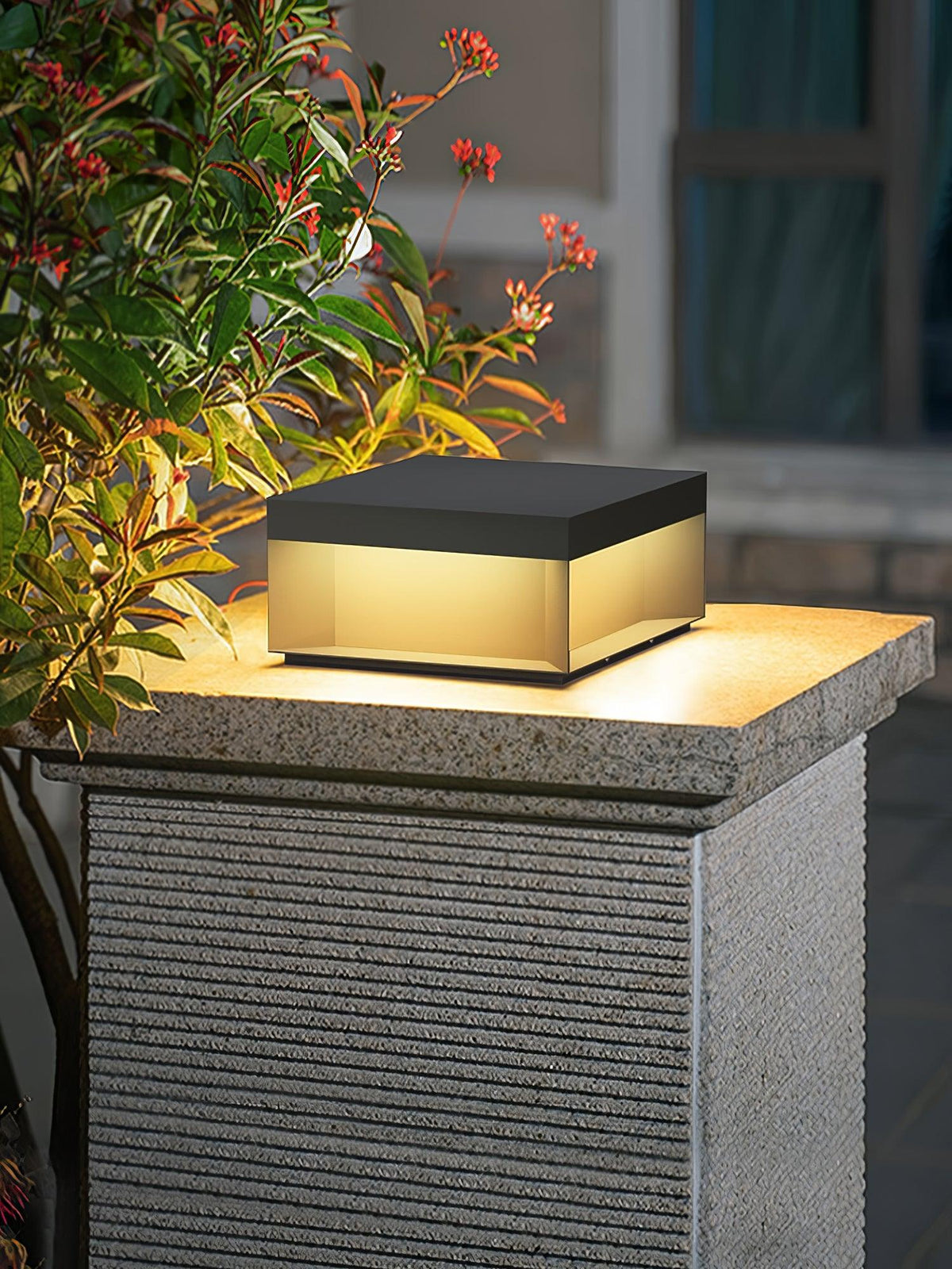 Outdoor Post Light Black Finish-Lighting > Outdoor Lighting-casanuva-casanuva