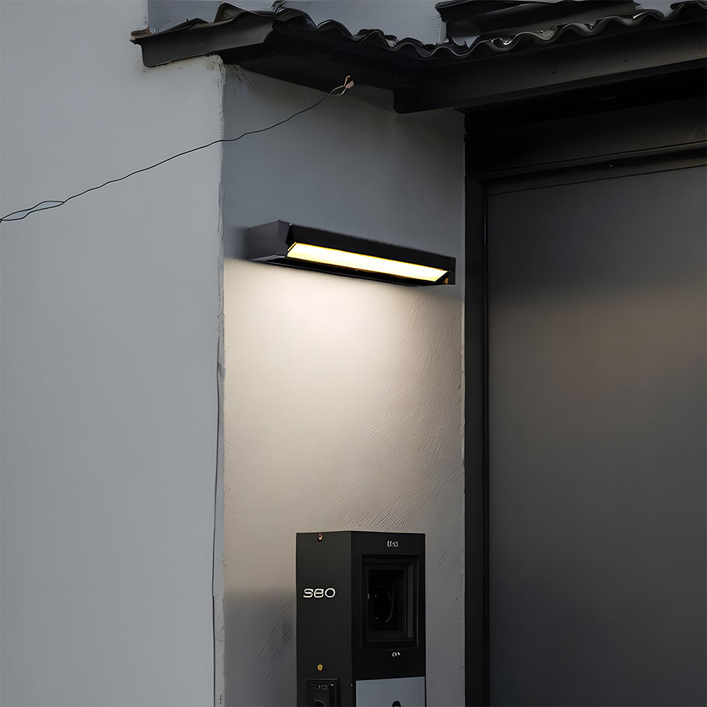 Outdoor Wall Light IP65 Black or White Finish-Lighting > Outdoor Lighting-casanuva-casanuva