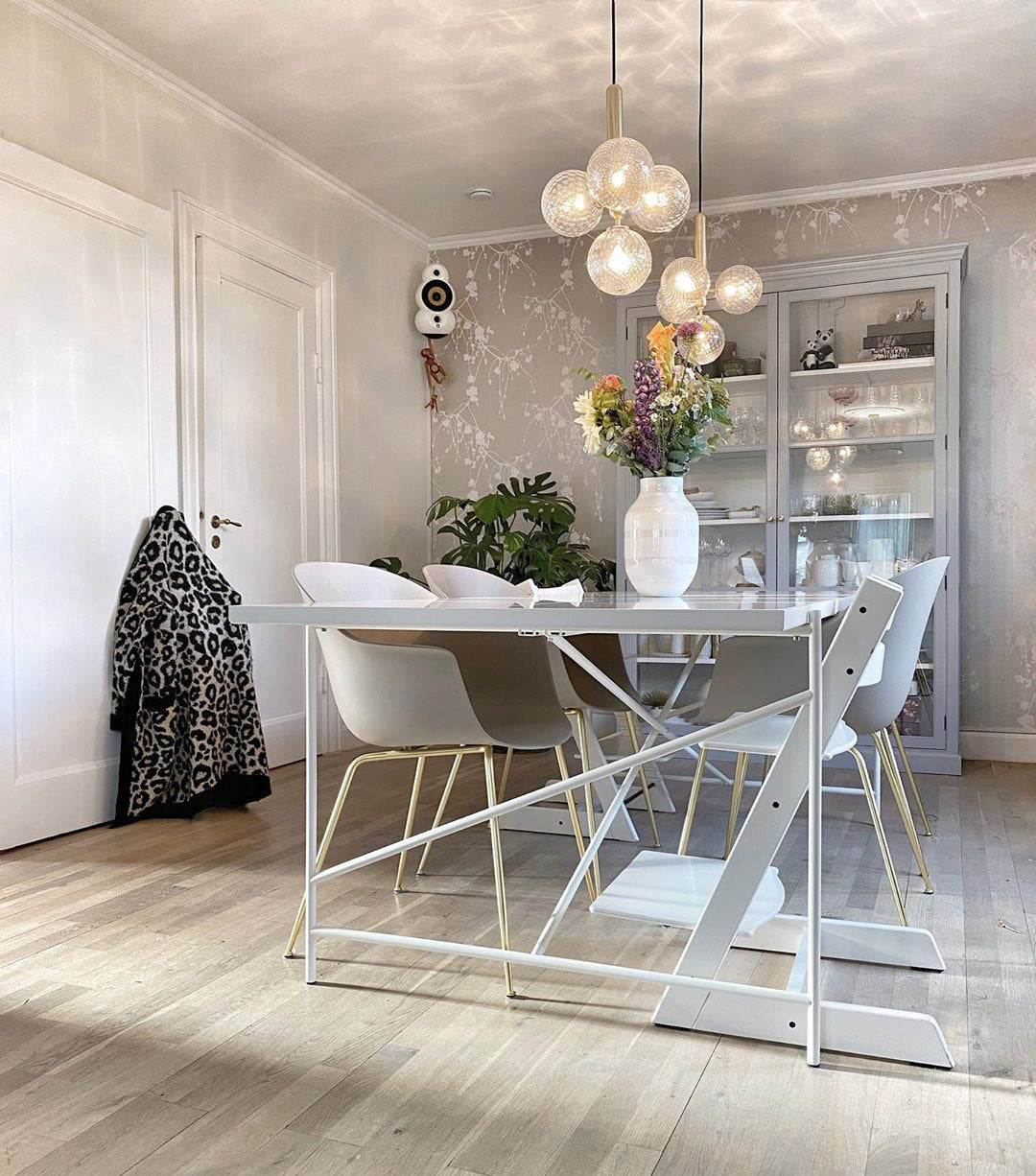 Pendant Light with Dimmable LED-Lighting > Pendant Lights-casanuva-casanuva