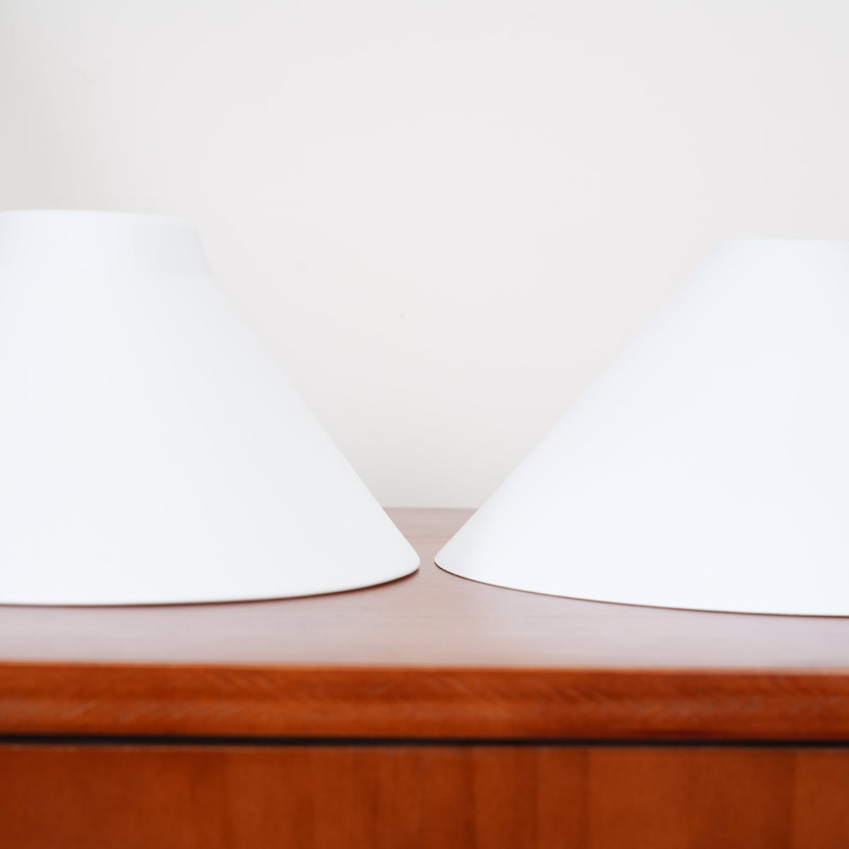 Pendant Light with Glass Shade-Lighting > Pendant Lights-casanuva-casanuva