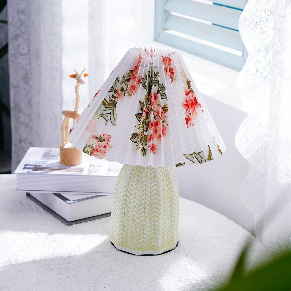 Pleated Vintage Table Lamp-Lighting > Table Lamps-casanuva-casanuva