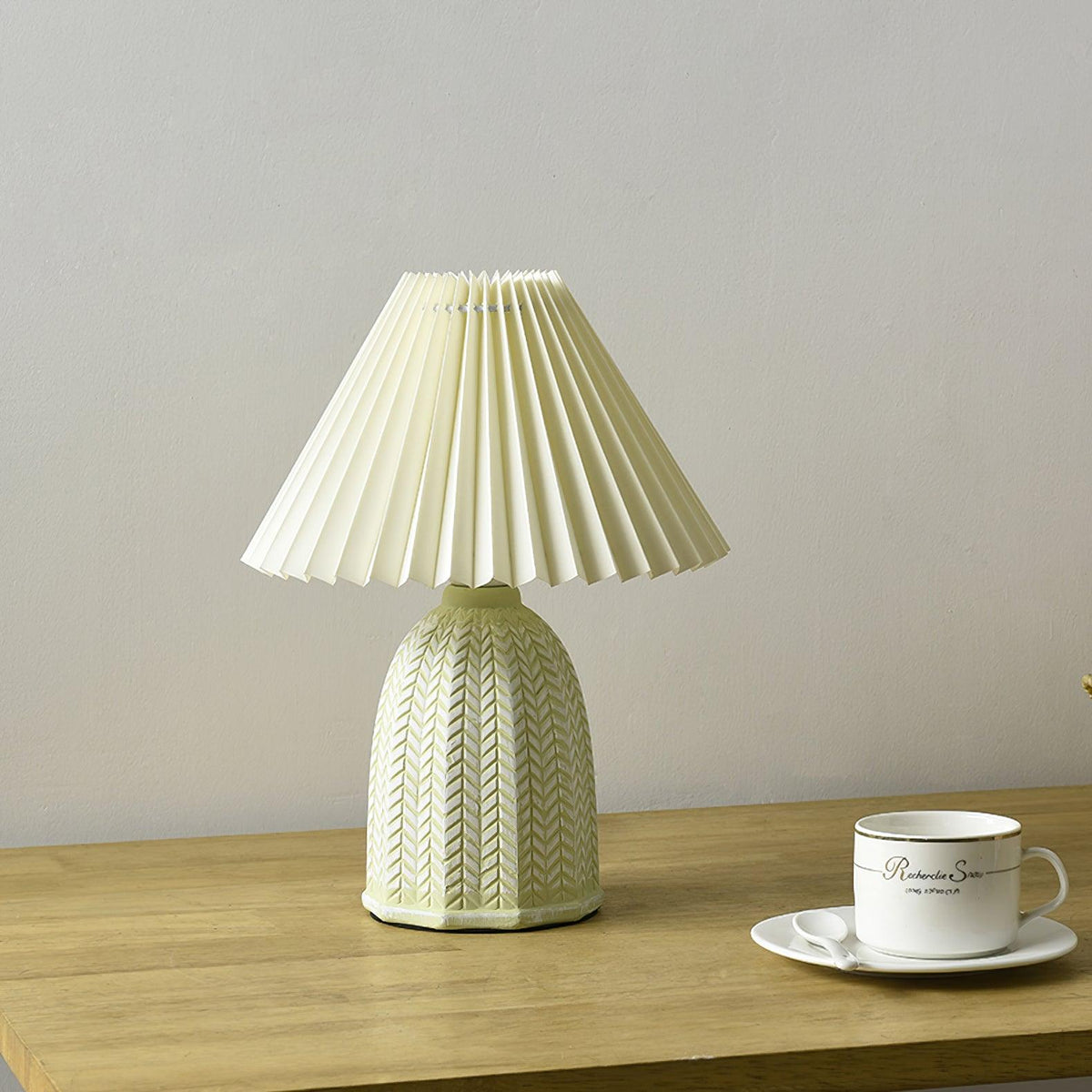 Pleated Vintage Table Lamp-Lighting > Table Lamps-casanuva-casanuva