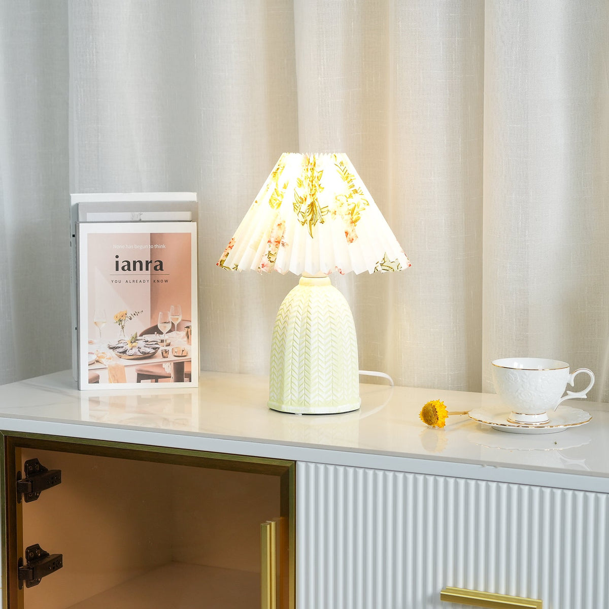 Pleated Vintage Table Lamp-Lighting > Table Lamps-casanuva-casanuva