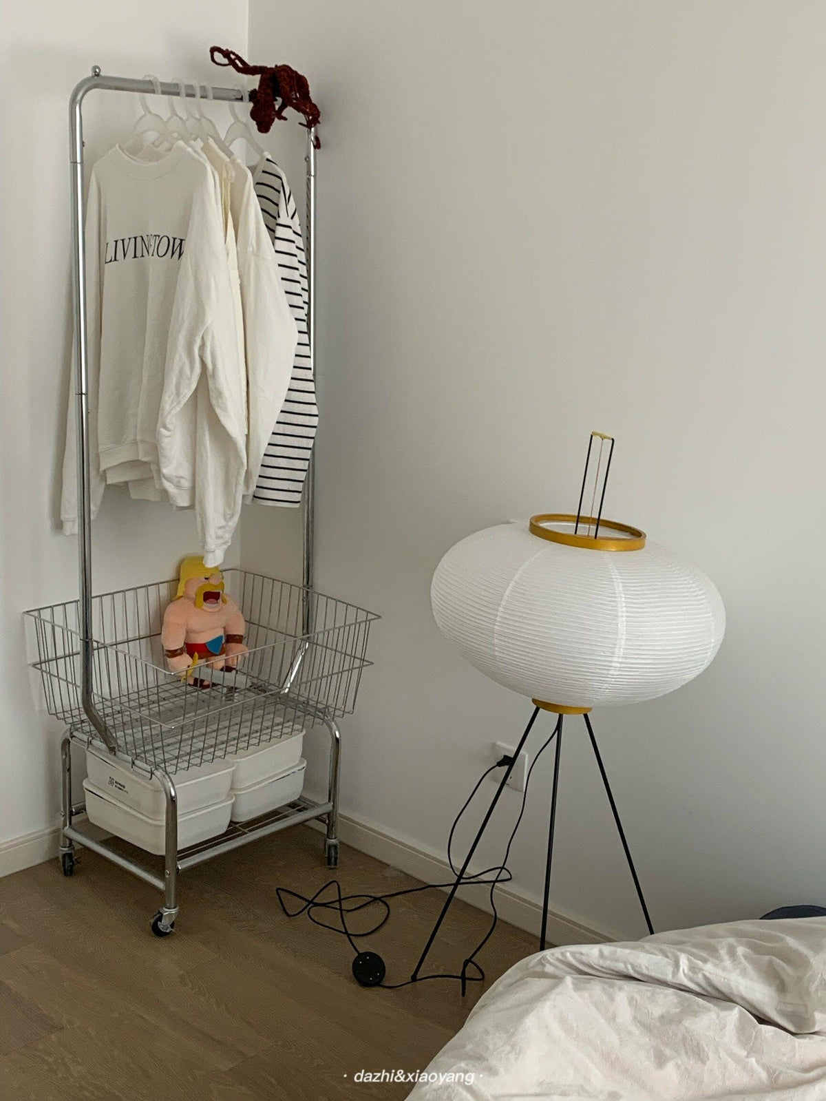 Rice Paper Floor Lamp with Soft Glow Lighting-Lighting > Floor Lamps-casanuva-casanuva