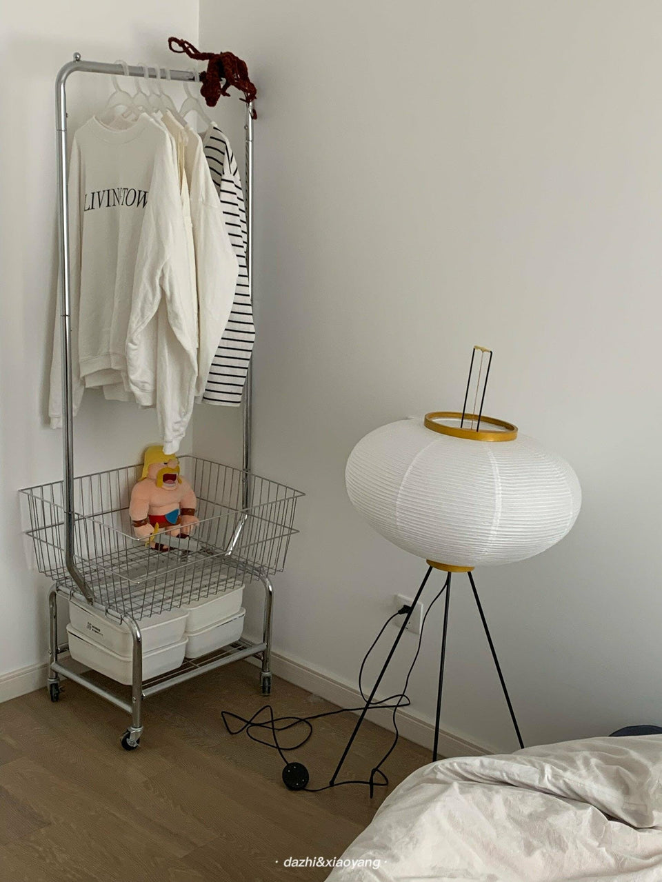 Rice Paper Floor Lamp with Soft Glow Lighting-Lighting > Floor Lamps-casanuva-casanuva