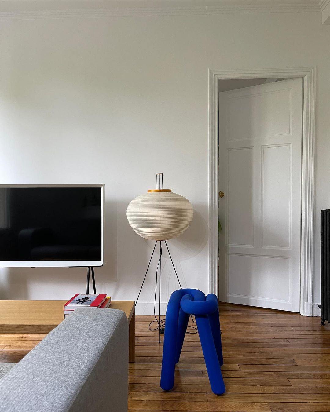 Rice Paper Floor Lamp with Soft Glow Lighting-Lighting > Floor Lamps-casanuva-casanuva