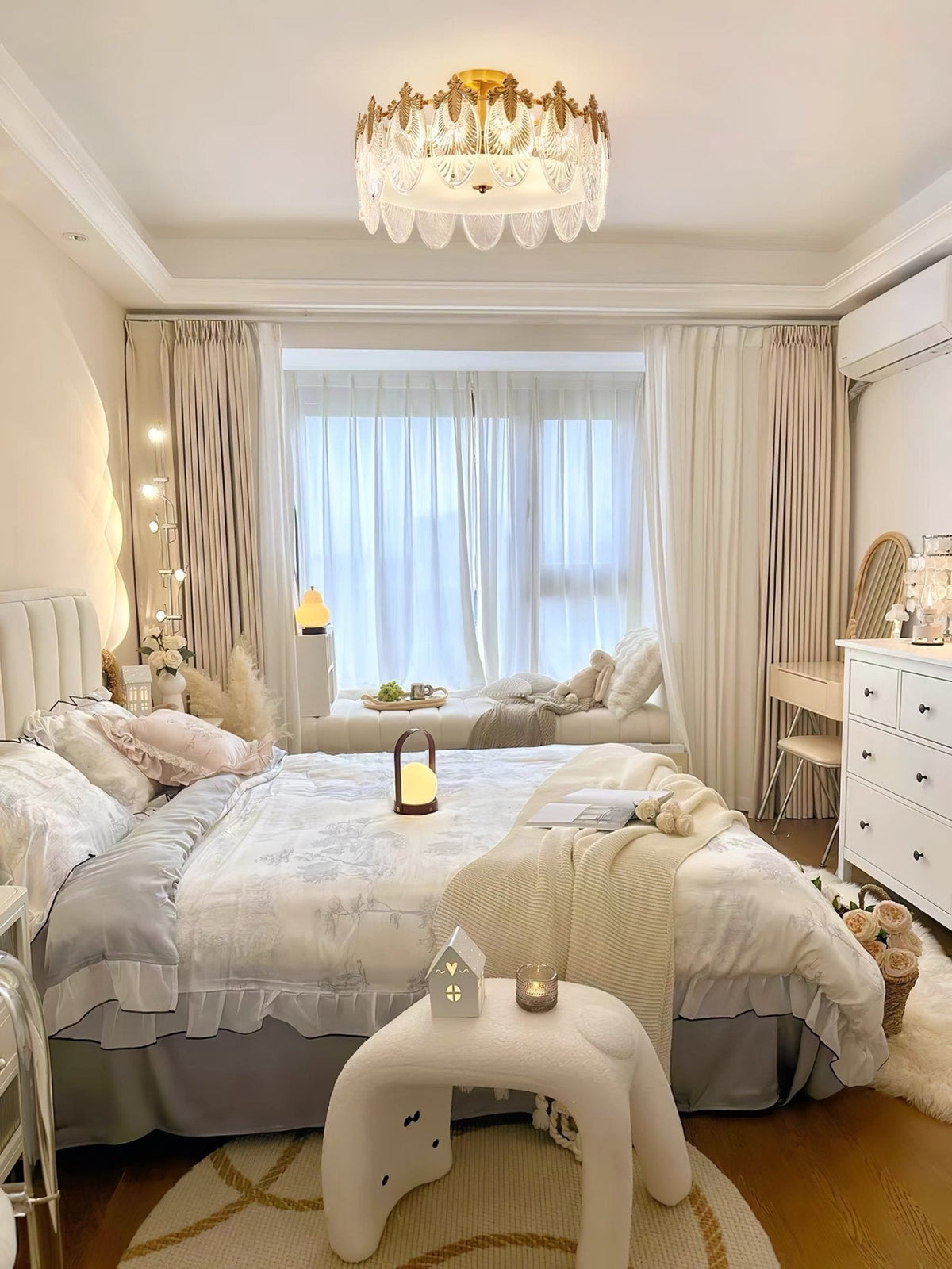 Round Decorative Glass Chandelier-Lighting > Chandeliers & Pendant Lights-casanuva-casanuva