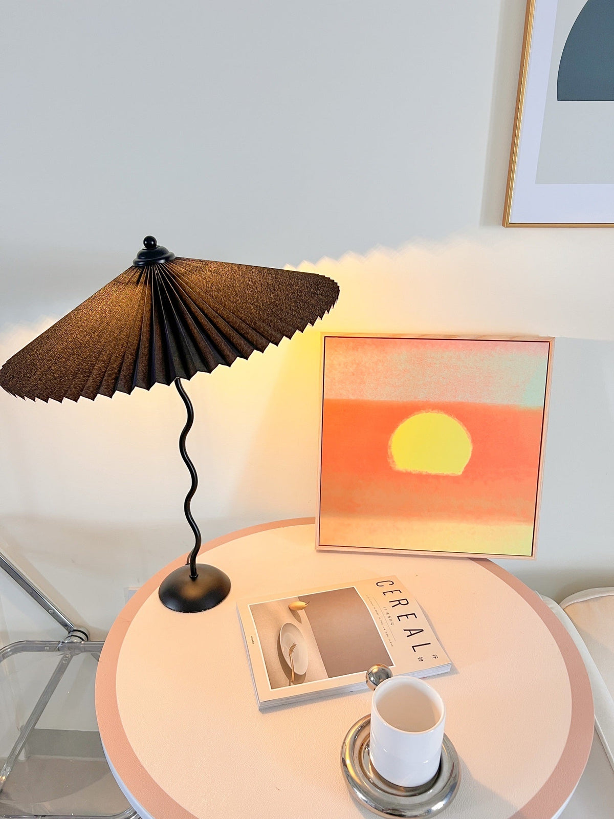 Squiggle Table Lamp with Unique Curved Design-Lighting > Table Lamps-casanuva-casanuva
