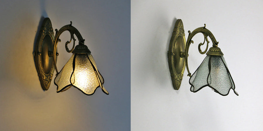 Stained Glass Wall Sconce Lamp Tiffany Petals 1-Light Design-Lighting > Wall Lights-casanuva-casanuva