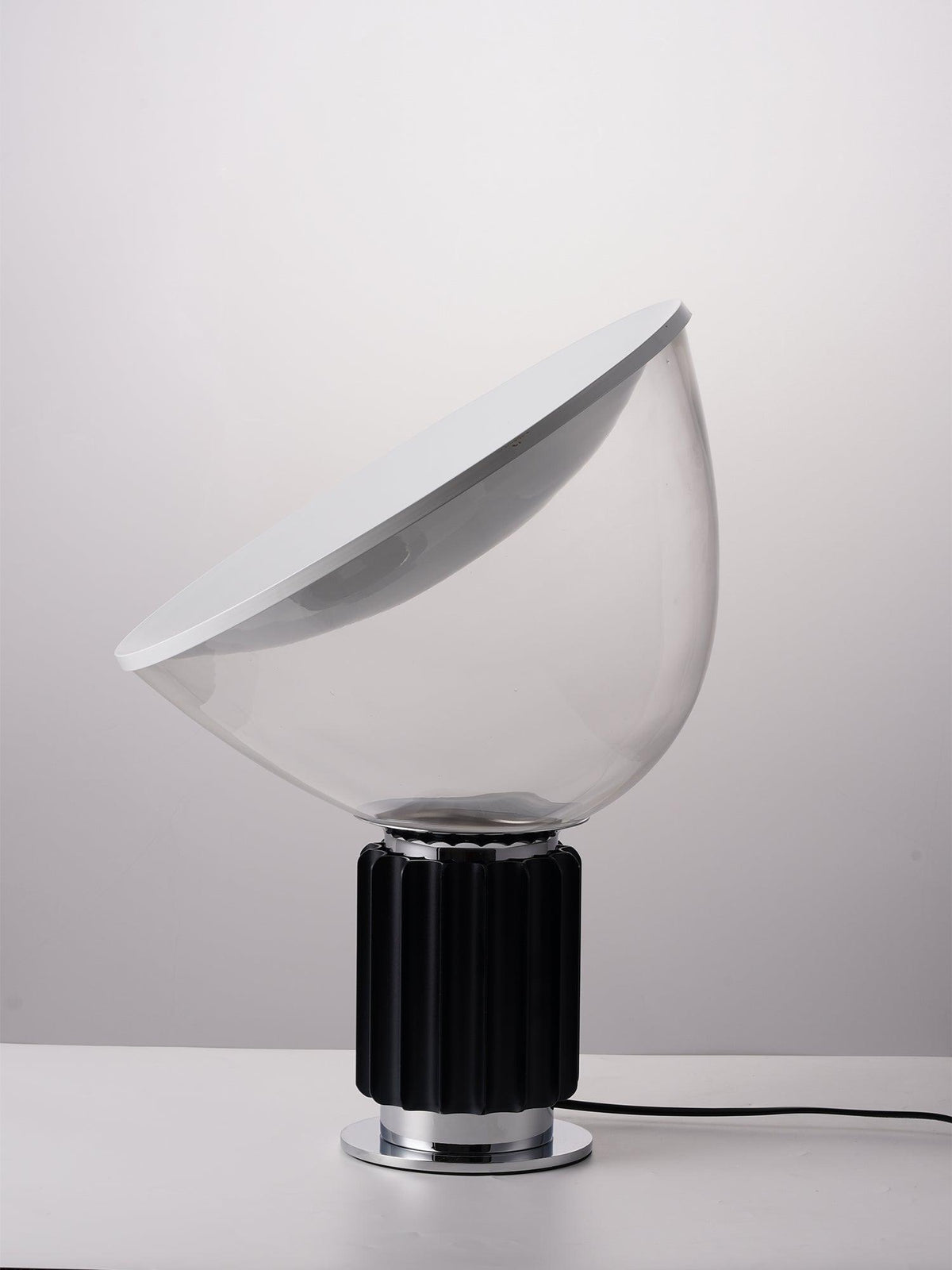 Table Lamp with Modern Design and Adjustable Brightness-Lighting > Table Lamps-casanuva-casanuva