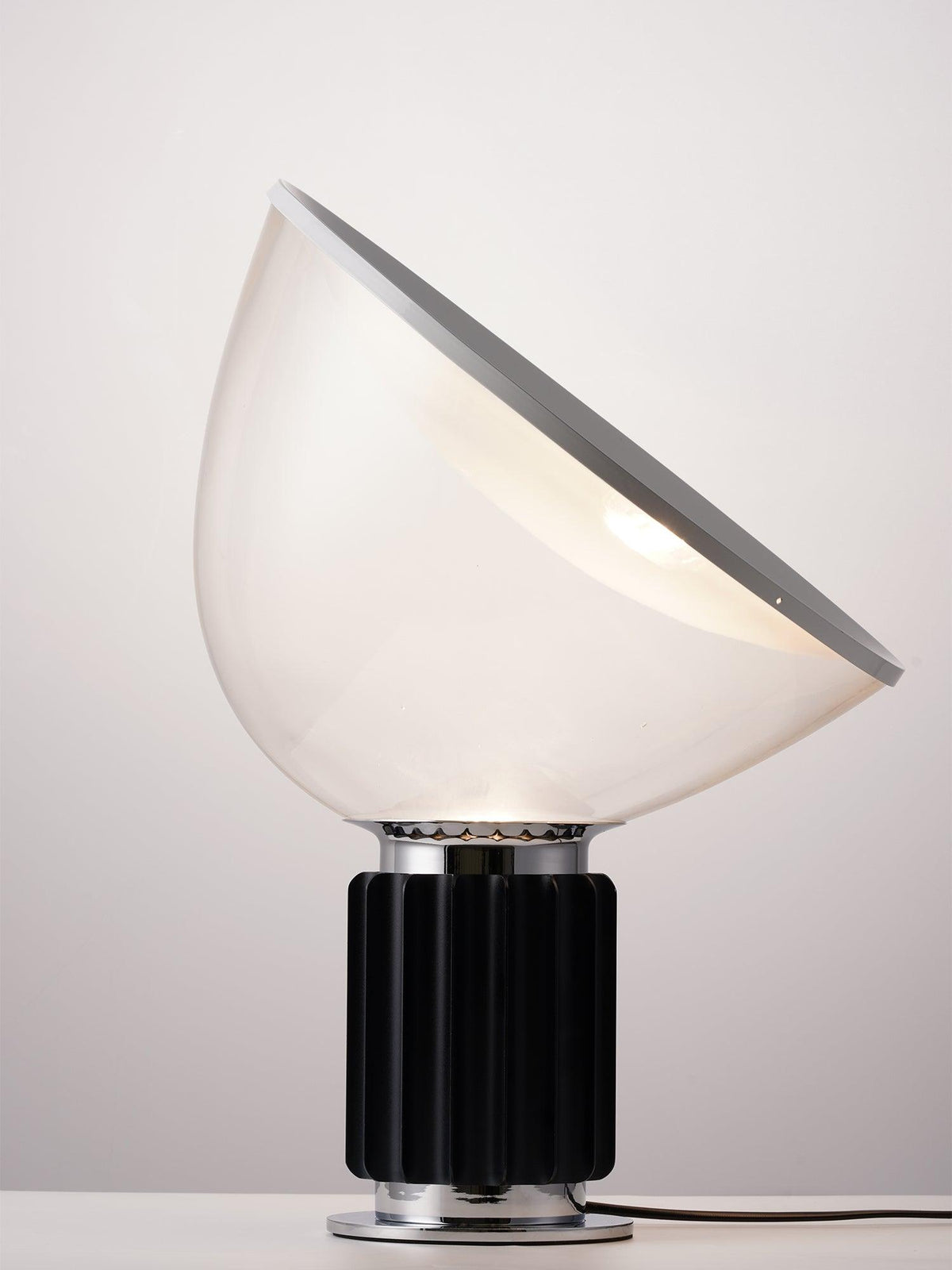 Table Lamp with Modern Design and Adjustable Brightness-Lighting > Table Lamps-casanuva-casanuva