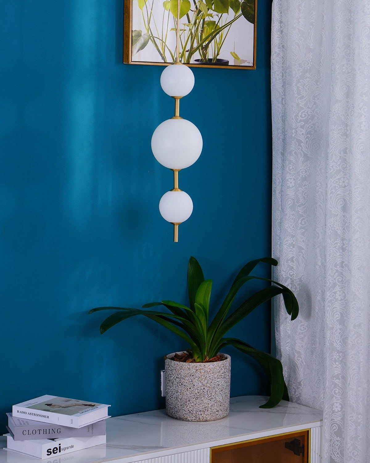 Vertical Pendant Light Globe-Lighting > Pendant Lights-casanuva-casanuva