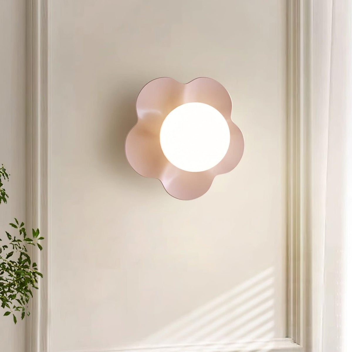 Wall Lamp with Floral Design-Lighting > Wall Lights-casanuva-casanuva