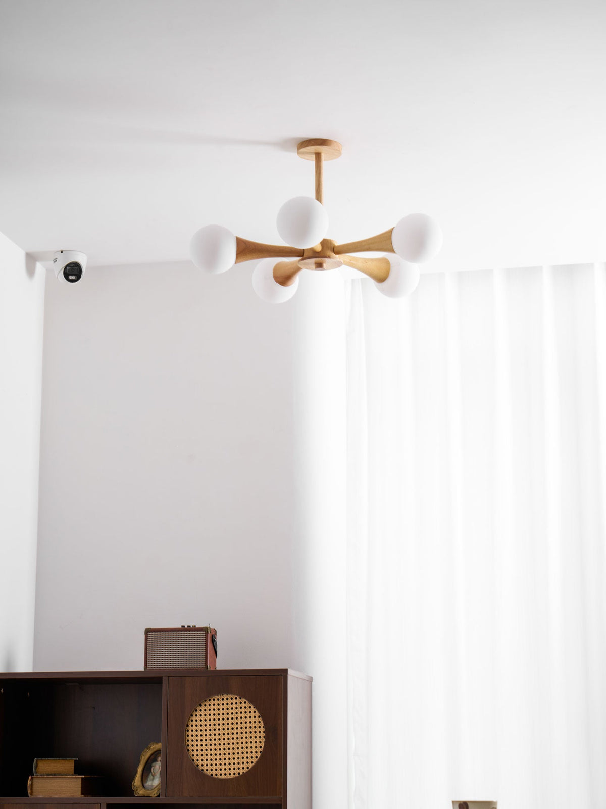 Wooden Chandelier with Natural Finish-Lighting > Chandeliers & Pendant Lights-casanuva-casanuva