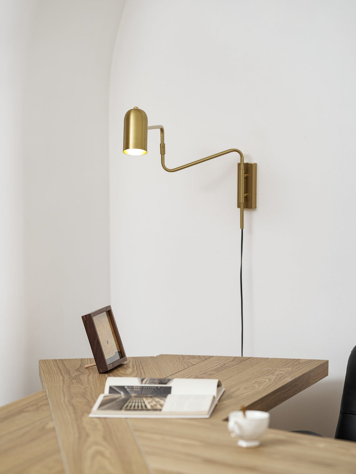 Adjustable Plug In Wall Lamp with Arm-Lighting > Wall Lights-casanuva-casanuva