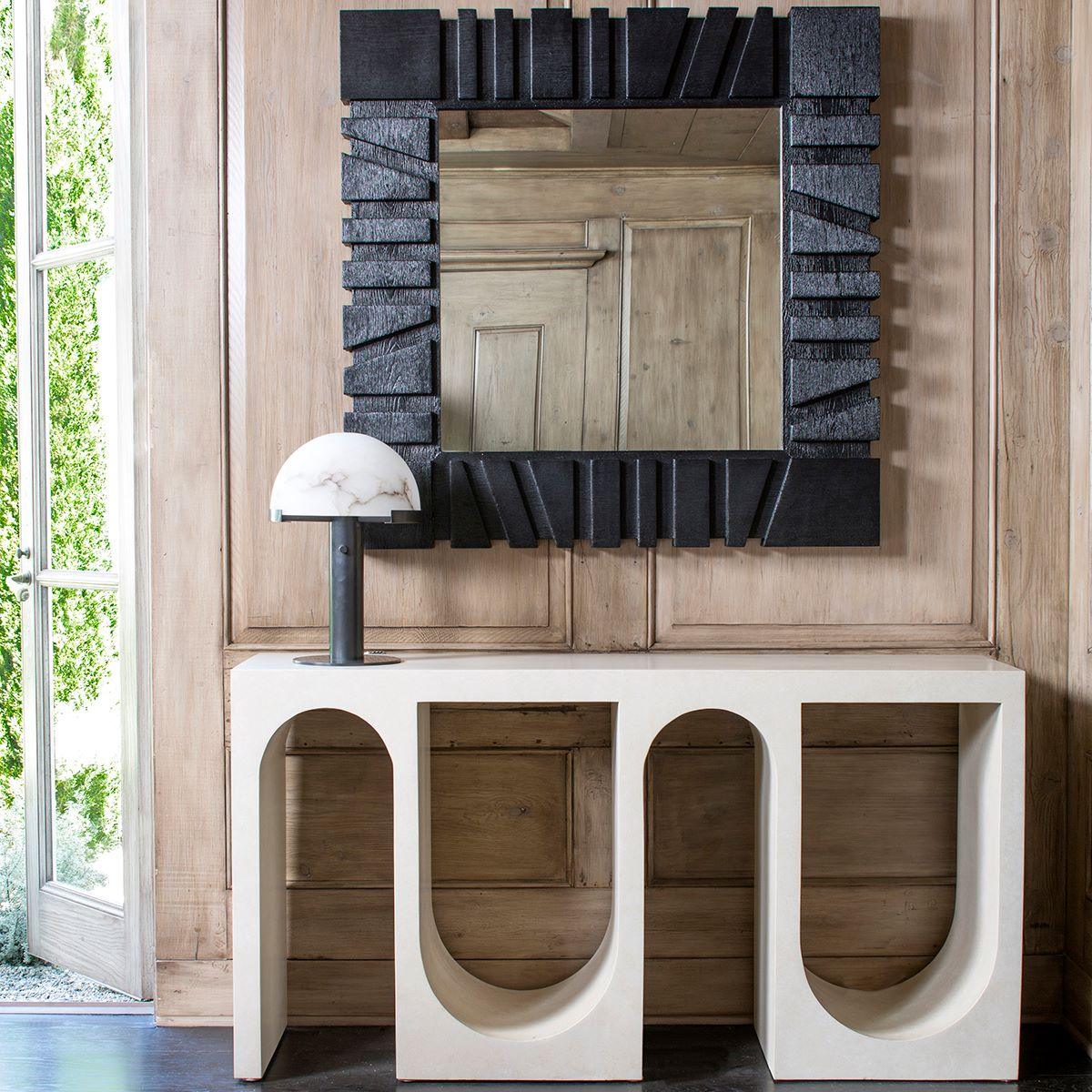 Alabaster Table Lamp with Elegant Design-Lighting > Table Lamps-casanuva-casanuva