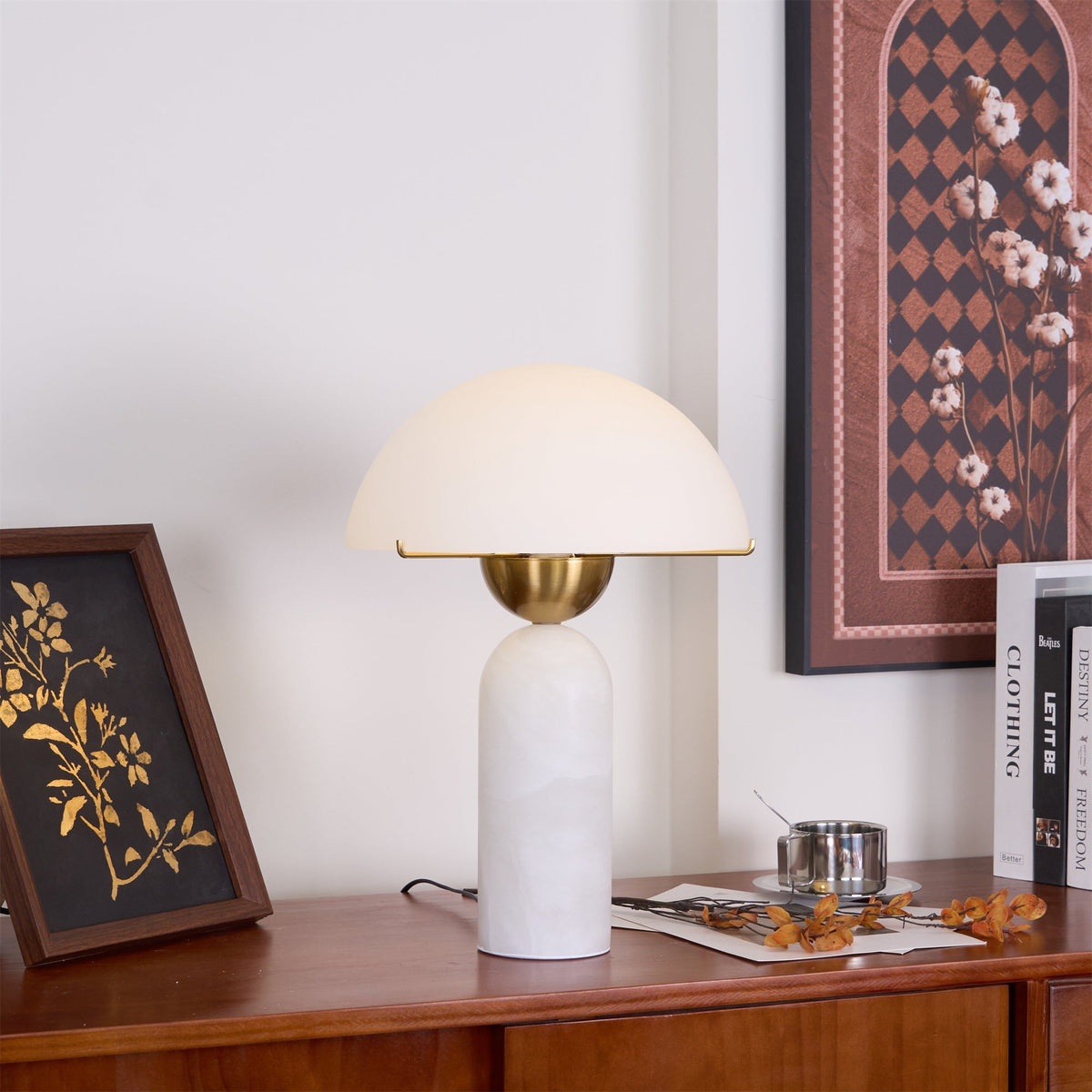 Alabaster Table Lamp with Elegant Design-Lighting > Table Lamps-casanuva-casanuva