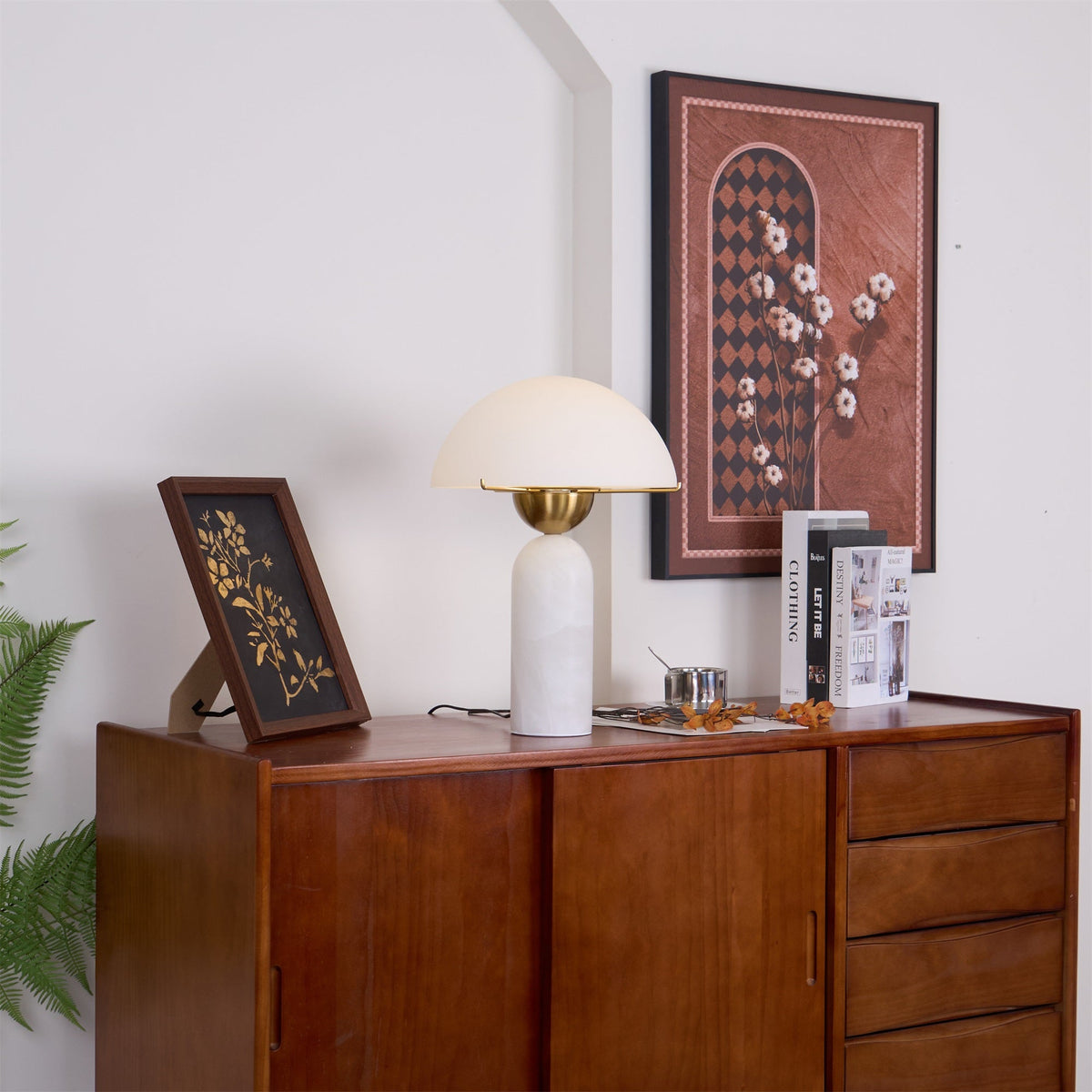 Alabaster Table Lamp with Elegant Design-Lighting > Table Lamps-casanuva-casanuva