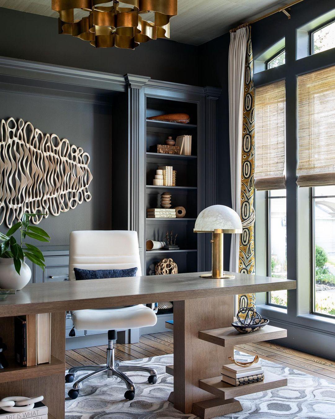 Alabaster Table Lamp with Elegant Design-Lighting > Table Lamps-casanuva-casanuva