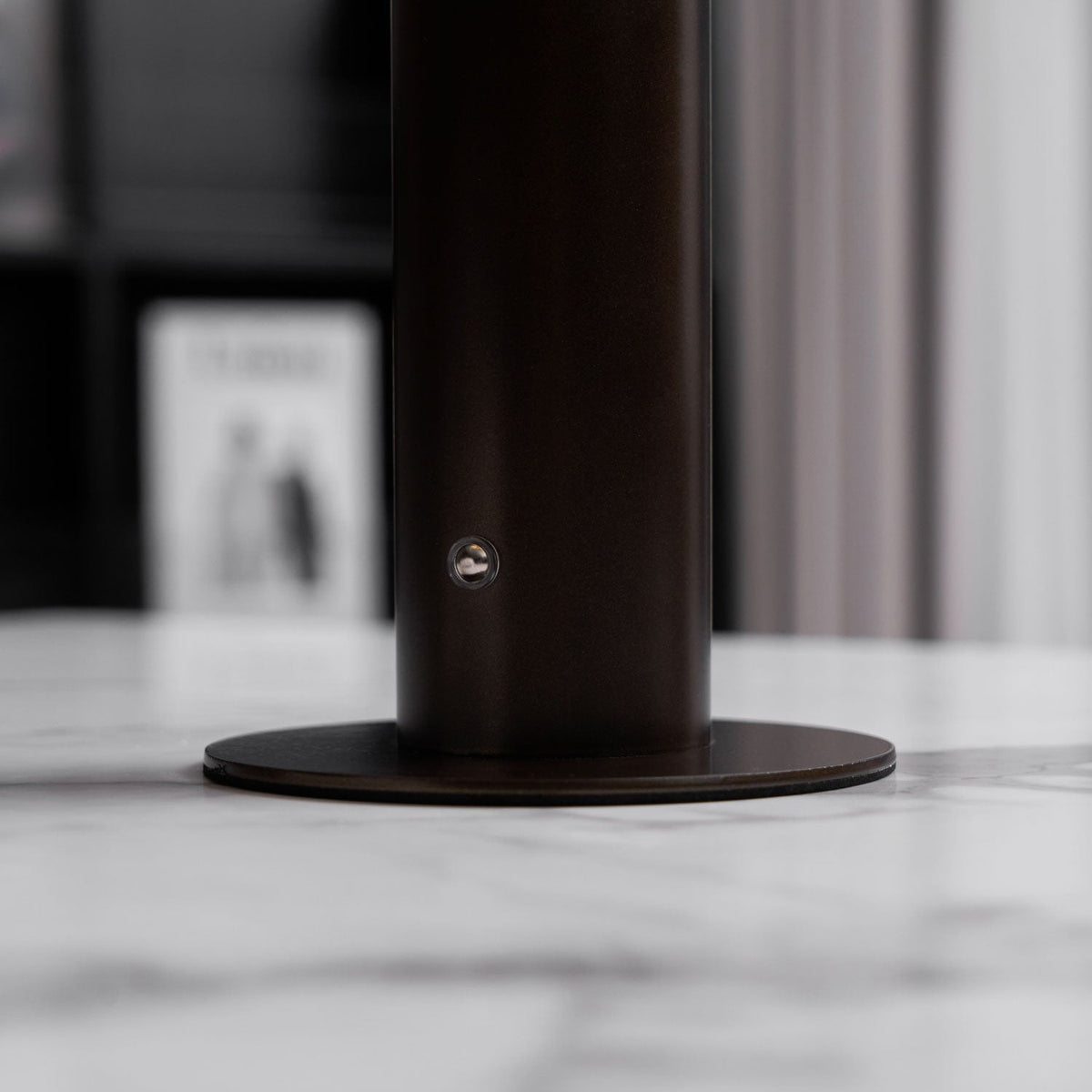 Alabaster Table Lamp with Elegant Design-Lighting > Table Lamps-casanuva-casanuva