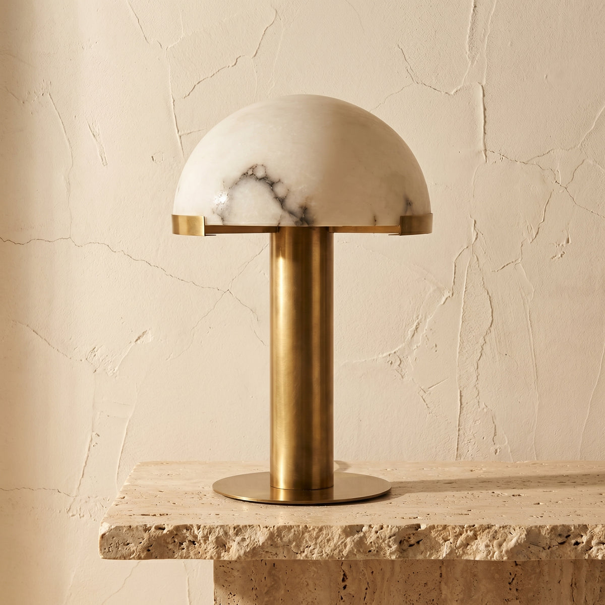 Alabaster Table Lamp with Elegant Design-Lighting > Table Lamps-casanuva-casanuva